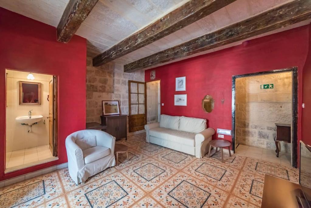 Апартаменты Juf- Juliana'S Unique Townhouse Валетта Экстерьер фото